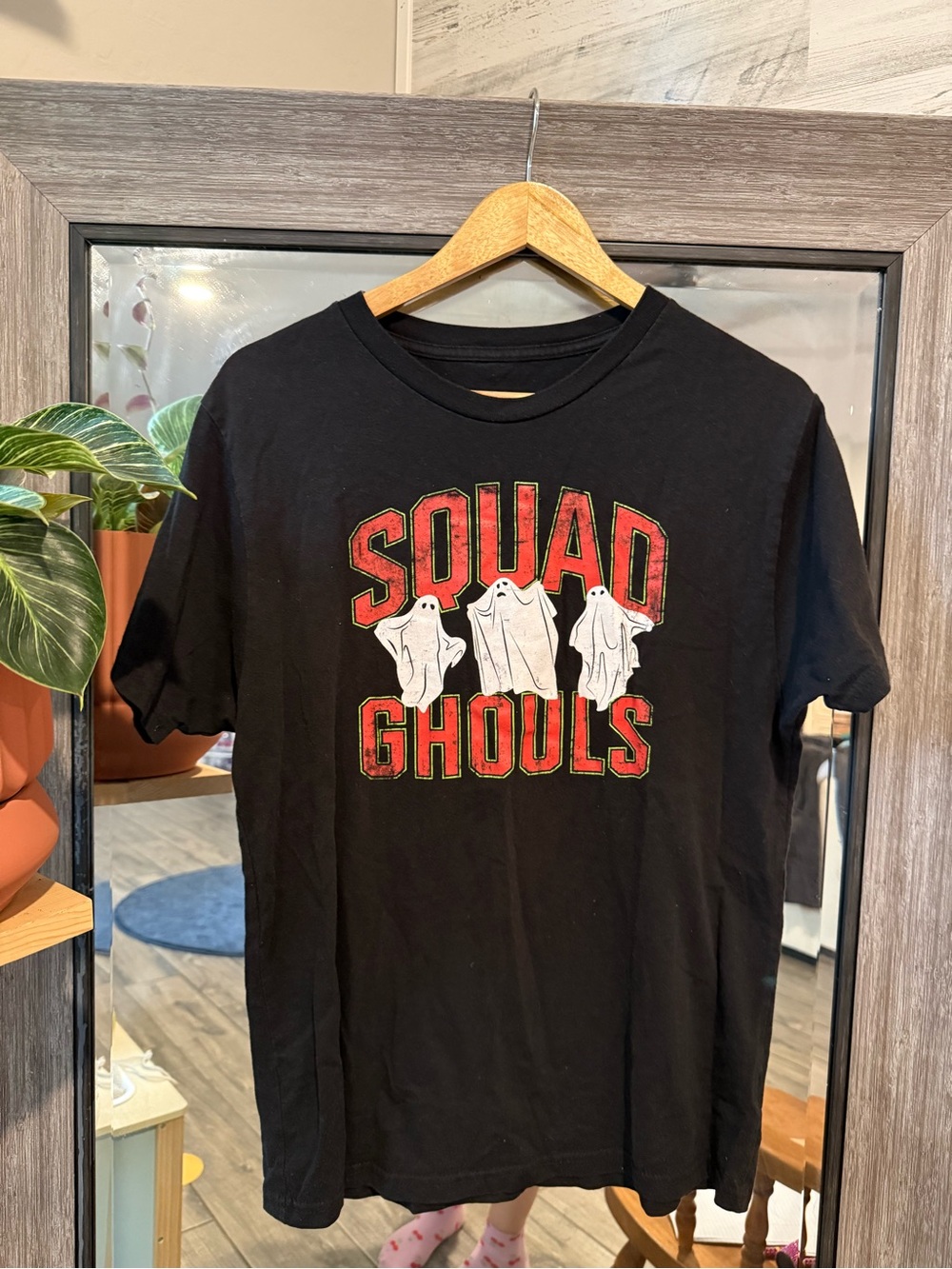 Black "Squad Ghouls" Graphic Tee - Ghost Print